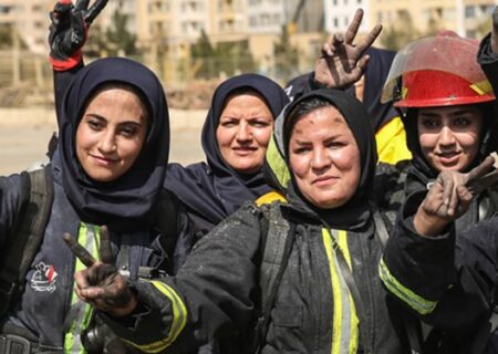 برای نخستین بار در تهران؛ آتش‌نشانان زن از ۷ مهر در عملیات‌ها شرکت می‌کنند