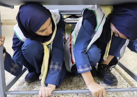 دانش‌آموزان اصفهانی مانور زلزله را غیرحضوری برگزار کردند