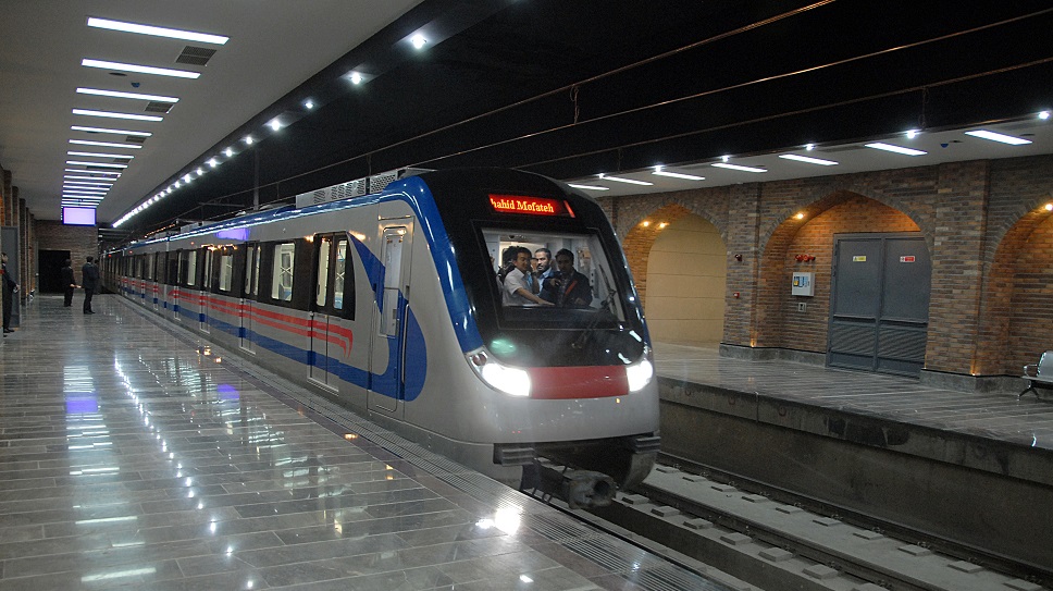 ساعت فعالیت مترو و اتوبوسرانی در شهر اصفهان تغییر کرد