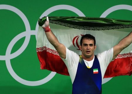 تجلیل از قهرمان وزنه‌برداری المپیک در اصفهان/جایگاه مرادی در دل‌های ملت است