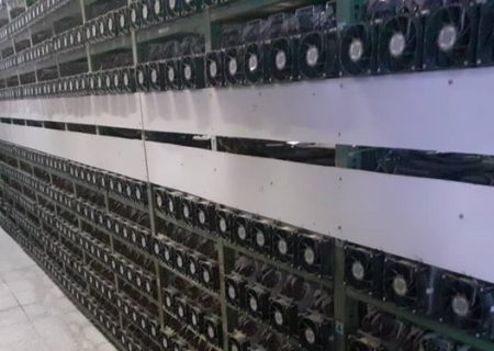 کشف مزرعه غیر مجاز استخراج ارز دیجیتال با ۷۶۰ دستگاه ماینر