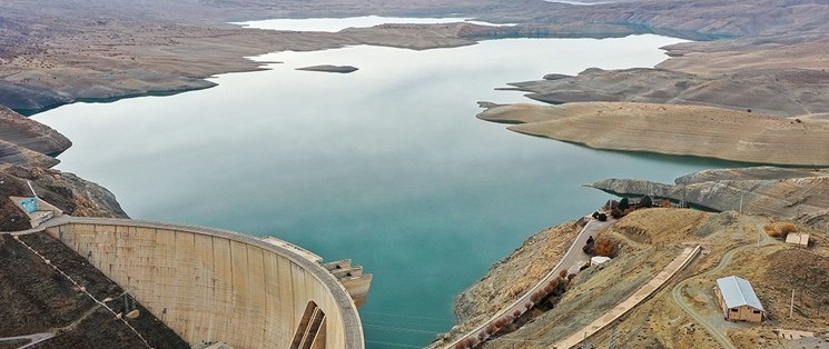 ذخیره آب سد زاینده‌رود ۱۲۷ میلیون متر مکعب است