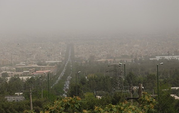 بسیاری از اراضی کشاورزی اصفهان به کانون‌های ریزگرد تبدیل شده است
