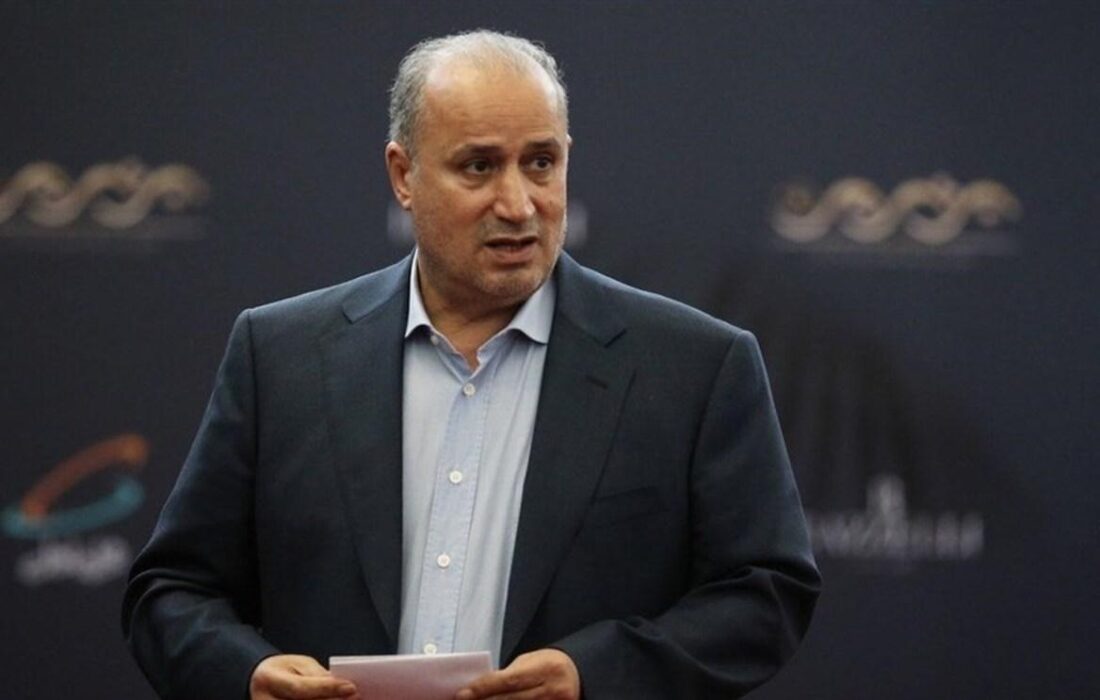 مهدی تاج سکاندار فدراسیون فوتبال باقی ماند