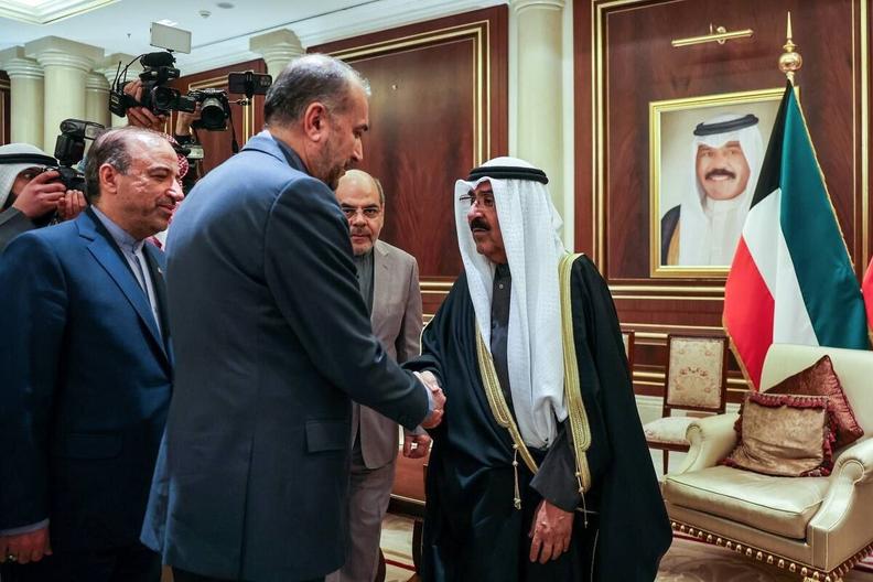 وزیر امور خارجه با امیر جدید کویت دیدار کرد