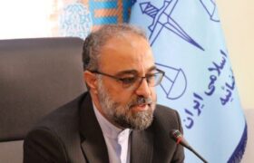 نباید در مطالبه‌گری با دشمن مخرج مشترک داشت