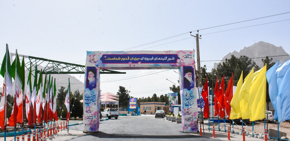 راهنمایی بیش از ۱۲ هزار خودروی مسافران نوروزی در اصفهان