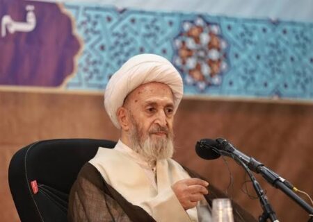 کتب درسی حوزه باید متناسب با نیاز روز باشد