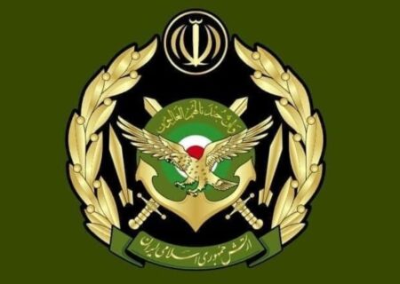 ارتش و سپاه در حال نبرد در  آسمان هستند