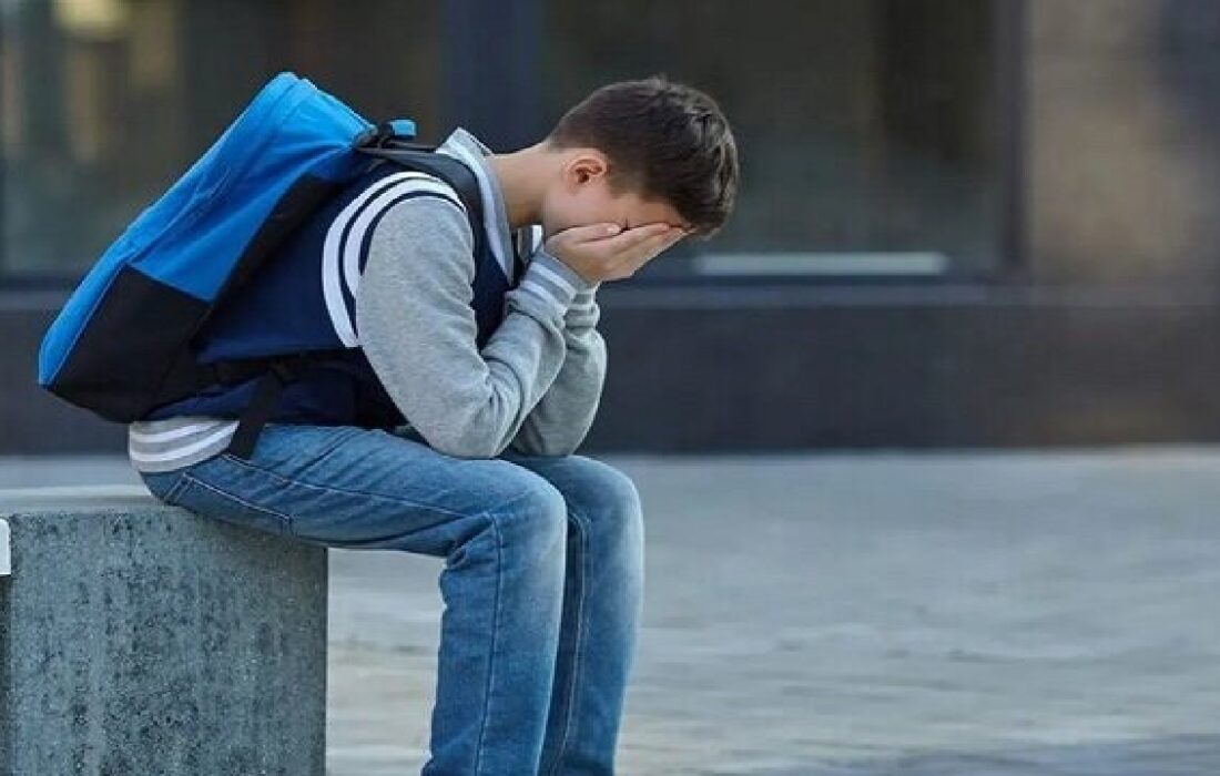 چرا نوجوانان دچار اضطراب میشوند؟