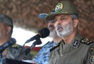 لبخند دشمنان را محو می‌کنیم