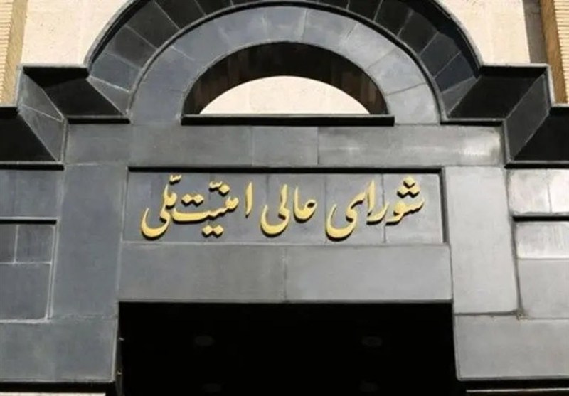 بدون کمترین اعتماد به سخنان دشمنان دست به ماشه آماده پاسخ قاطع هستیم