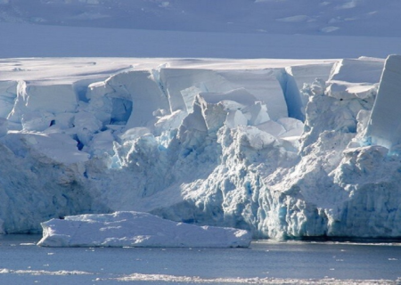 قطب جنوب در آستانه فروپاشی