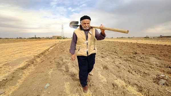 کشاورزی که کمک او به مقاومت موروثی شد